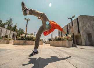 Balık Çiftliği Yöneticisi Maaşı: Su Ürünleri ve Yetiştiricilik Teknikleri Balık Çiftliği Yöneticisi Maaşı: Su Ürünleri ve Yetiştiricilik Teknikleri