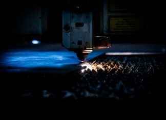 Kurumsal İletişim Uzmanı Maaşı: Firma İmajı ve Tanıtım Stratejileri Kurumsal İletişim Uzmanı Maaşı: Firma İmajı ve Tanıtım Stratejileri