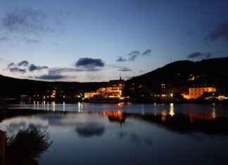 Mobilya Montajcısı Maaşı: Ev Dekorasyonu ve İç Tasarım Ürünleri Mobilya Montajcısı Maaşı: Ev Dekorasyonu ve İç Tasarım Ürünleri