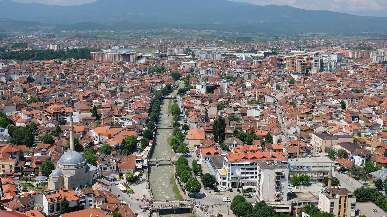 Kosova’da Asgari Ücret Fiyatları ve Göçmenler için En Popüler İş İmkanları 5 Kosova'da Yaşam Maliyeti ve Asgari Ücretin Önemi