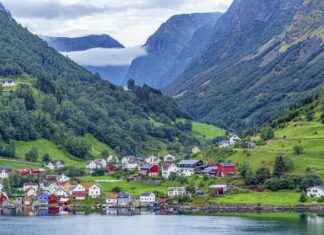 Norveç’te Asgari Ücret Fiyatları ve Göçmenler için En Popüler İş İmkanları Norveç'te Asgari Ücret Fiyatları ve Göçmenler için En Popüler İş İmkanları